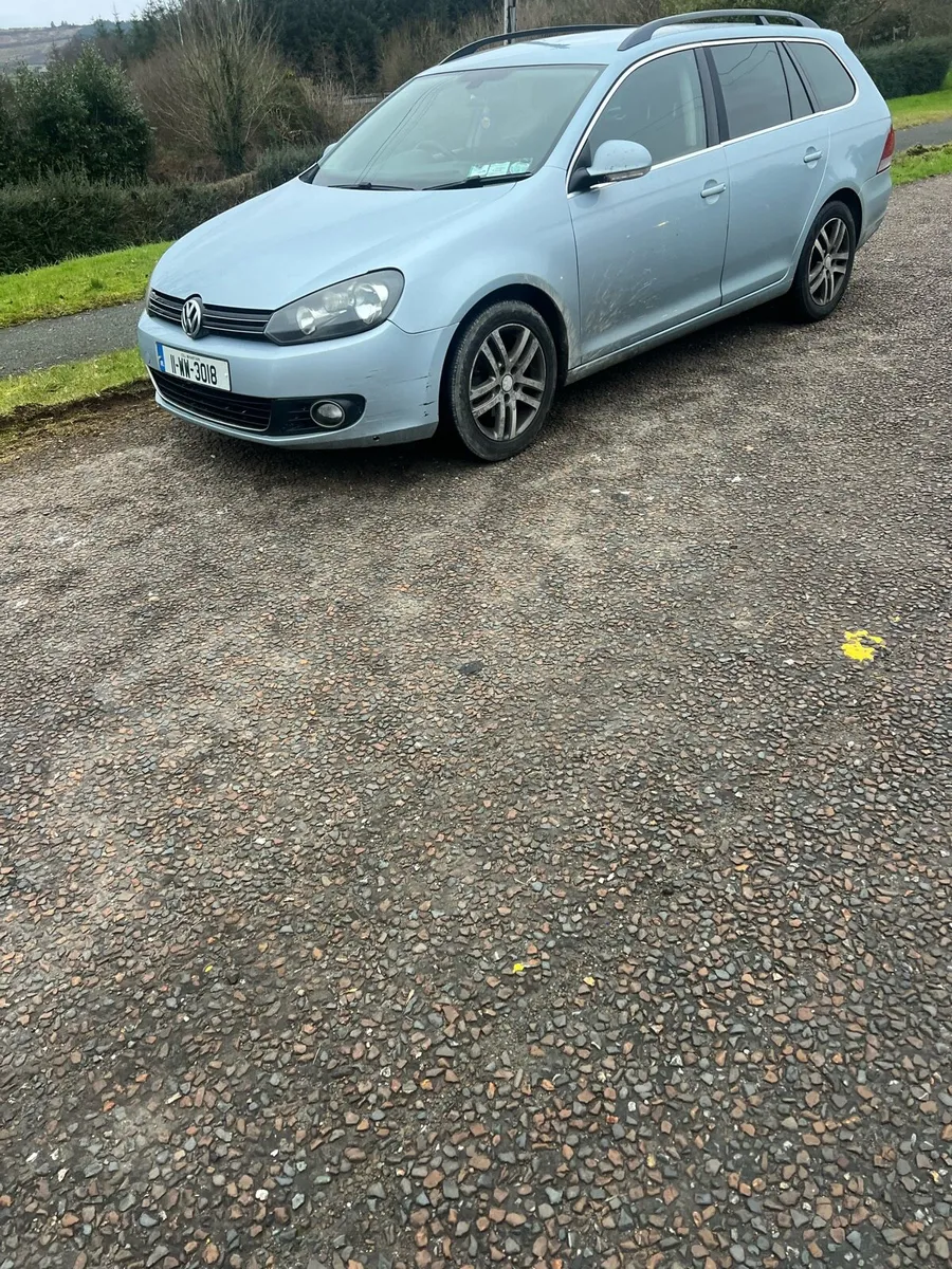 Volkswagen Golf 1.6 Diesel 2011 estate read add - Image 2