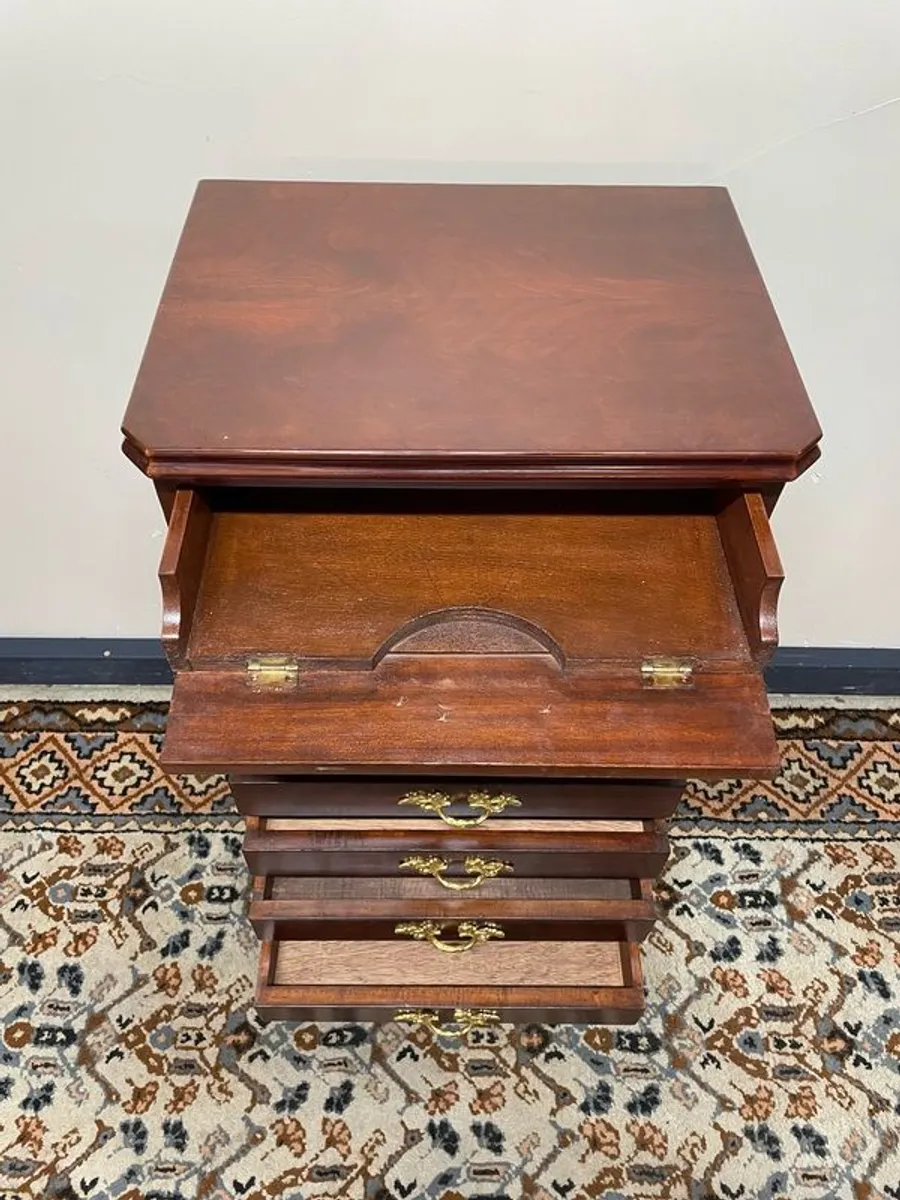 SALE ! Was 395 Now 325 ! Elegant Vintage Mahogany Tallboy - Image 2