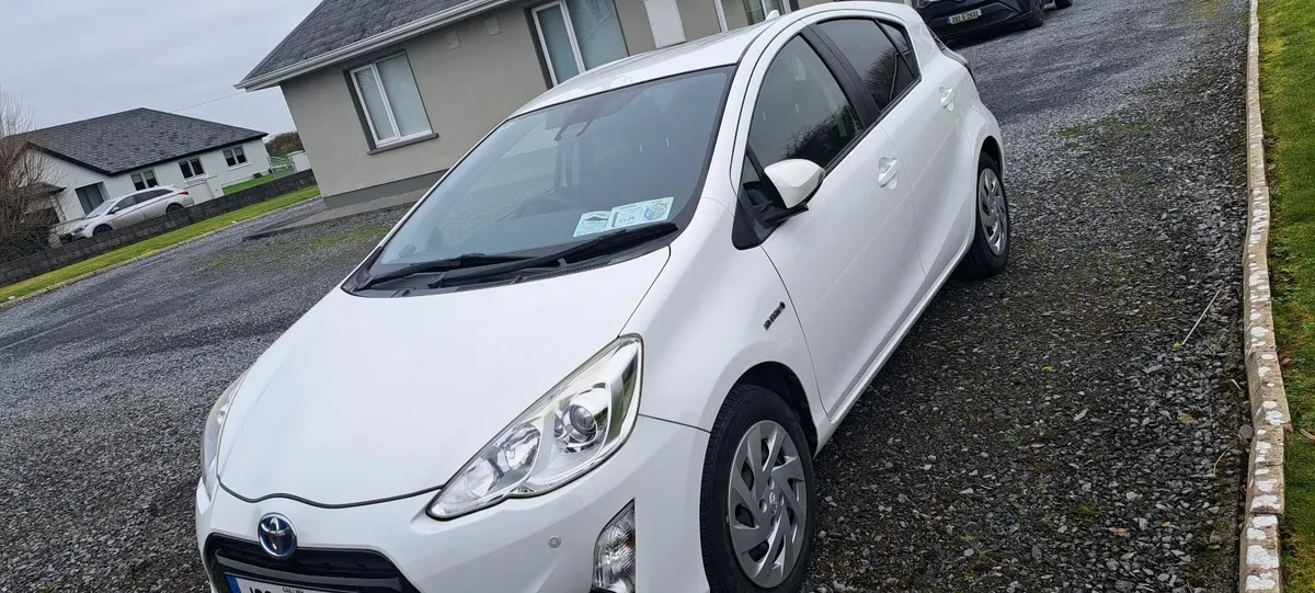 Toyota Aqua 2016 - Image 1