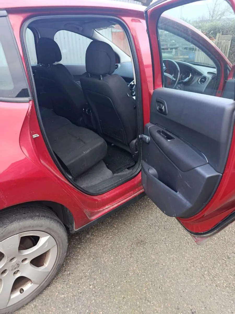 Peugeot 3008 - Image 4