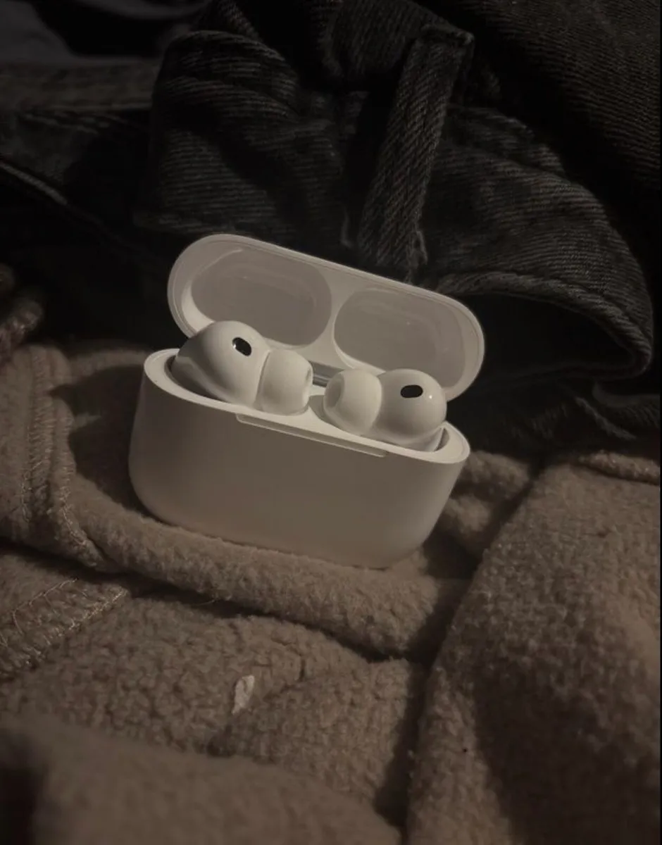 Airpods - Image 1