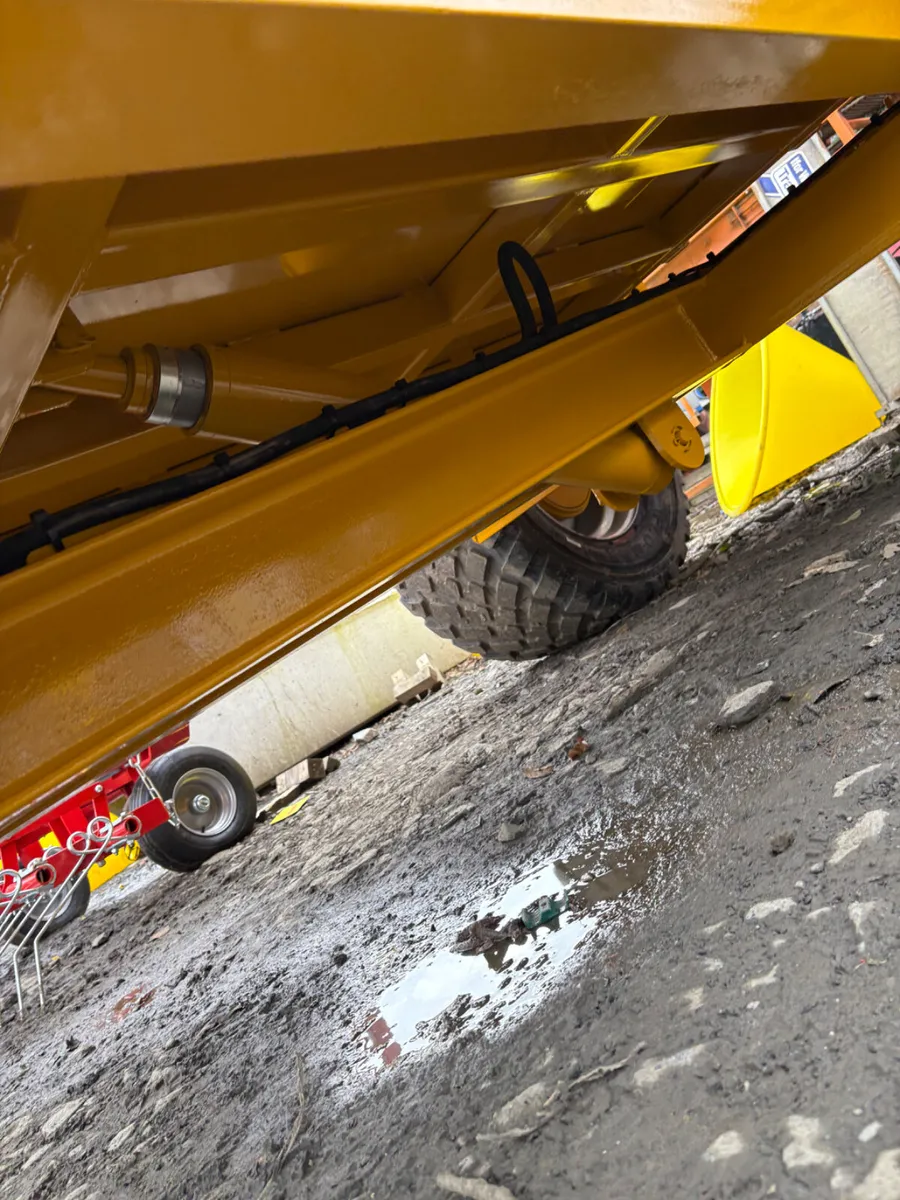 New   J. N.  C.  9.ton dump trailers - Image 3