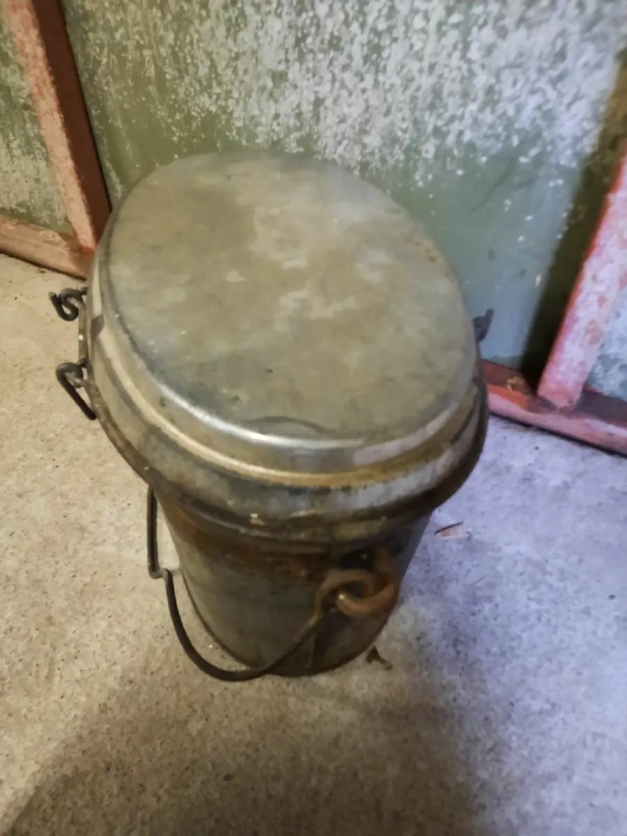 Vintage galvanized bucket - Image 4
