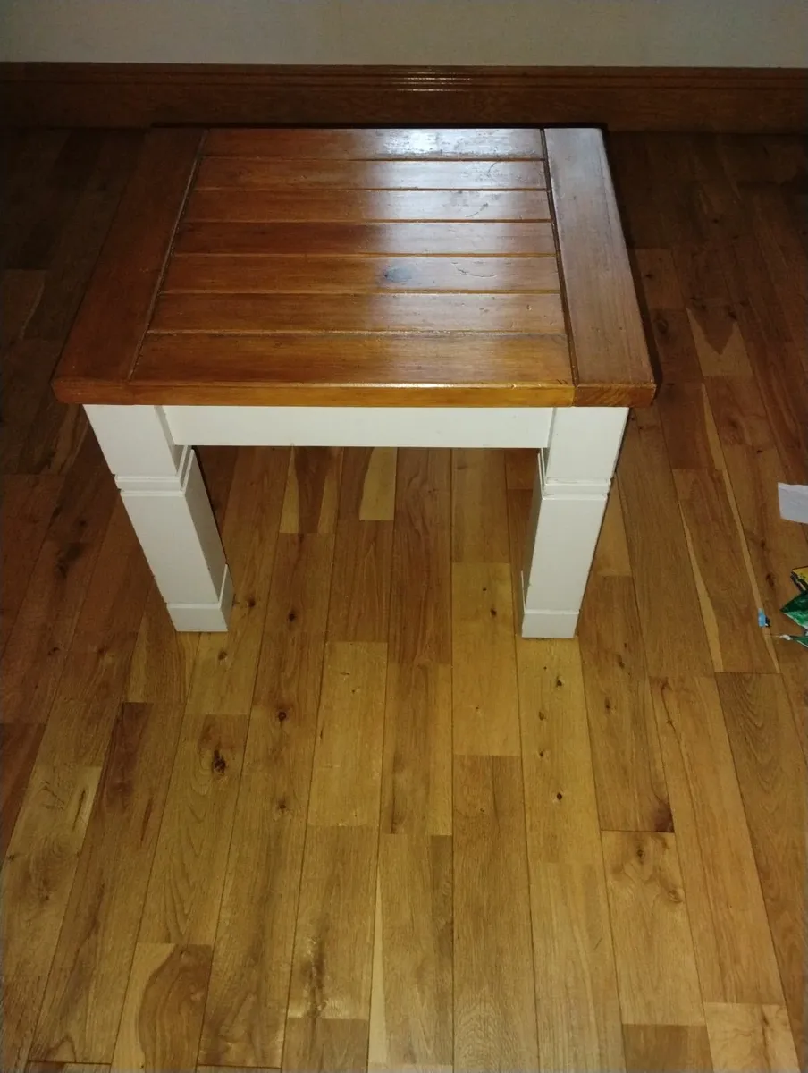 Coffee table - Image 1