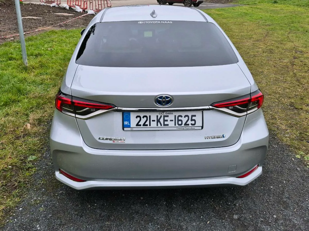 Toyota Corolla luna sport - Image 3