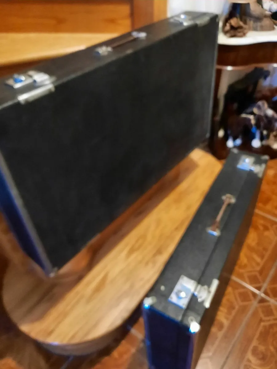 Vintage suitcases - Image 4