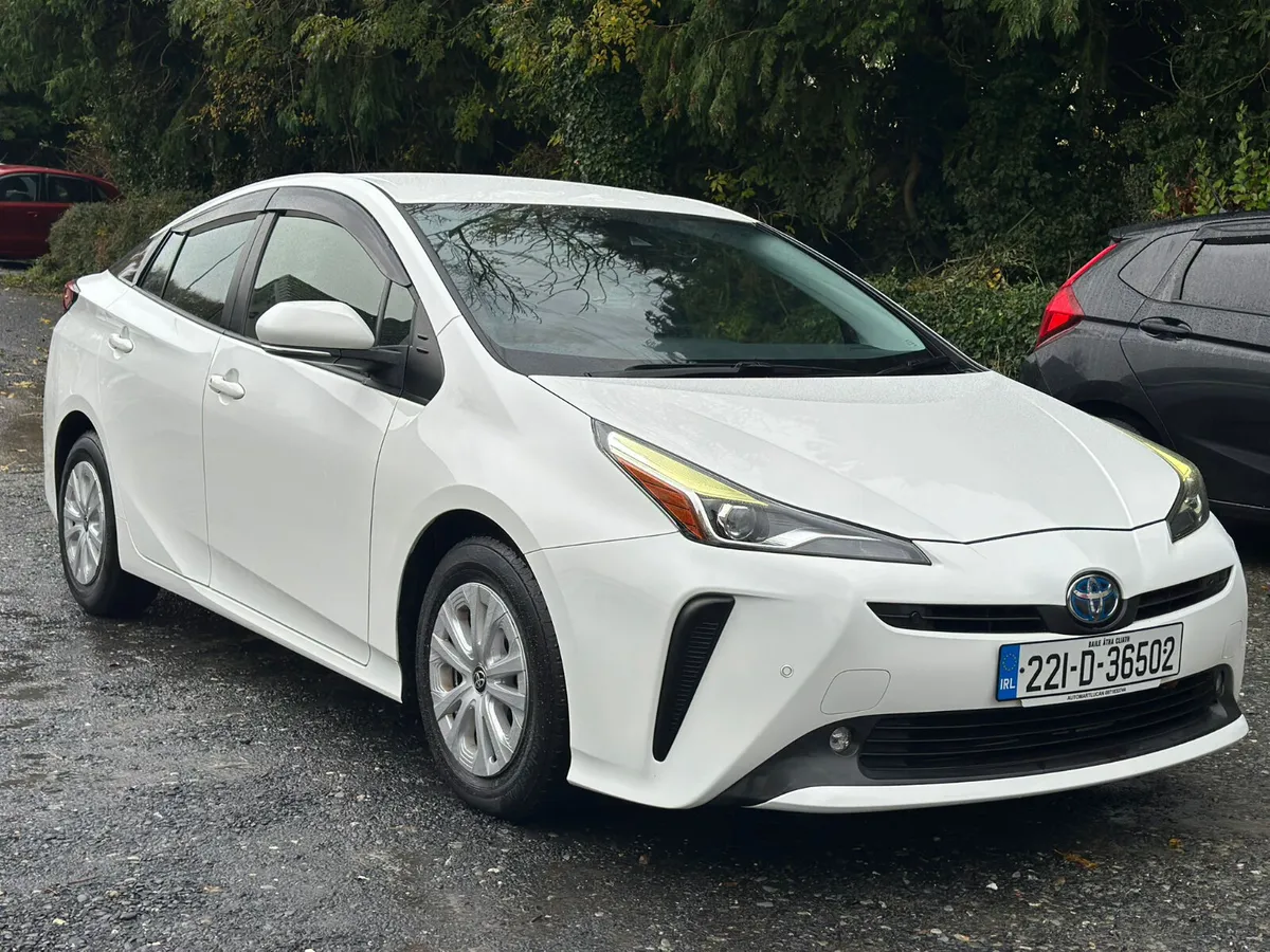 TOYOTA PRIUS 2022 TAXI PLATE AVAILABLE ON RENT - Image 4