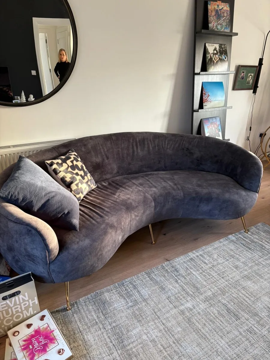 Sofa for sale - Image 3