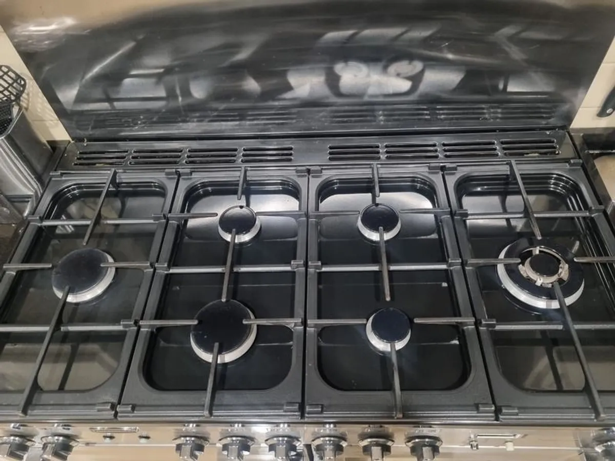 Rangemaster Professional + 110 Dual Fuel Cooker - Image 3