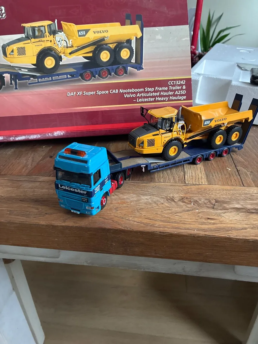Corgi Leicester heavy haulage 1:50 scale - Image 2