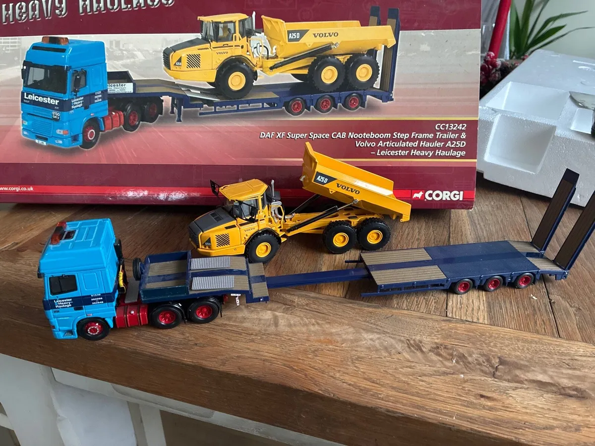 Corgi Leicester heavy haulage 1:50 scale - Image 3