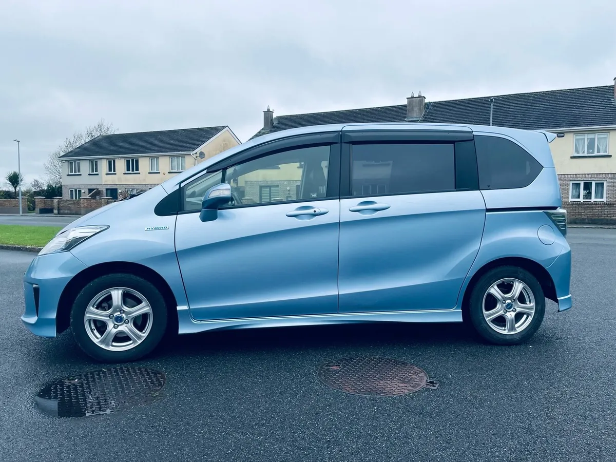 Honda Freed, 6 seater - Image 3