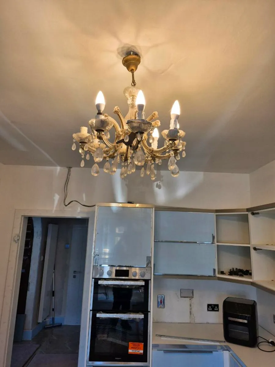 A pair of vinishan chandler's - Image 2