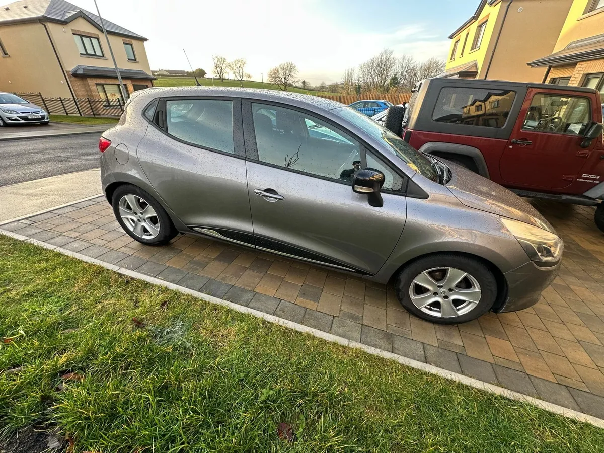 Renault Clio 2016 - Very Low Milage - - Image 4