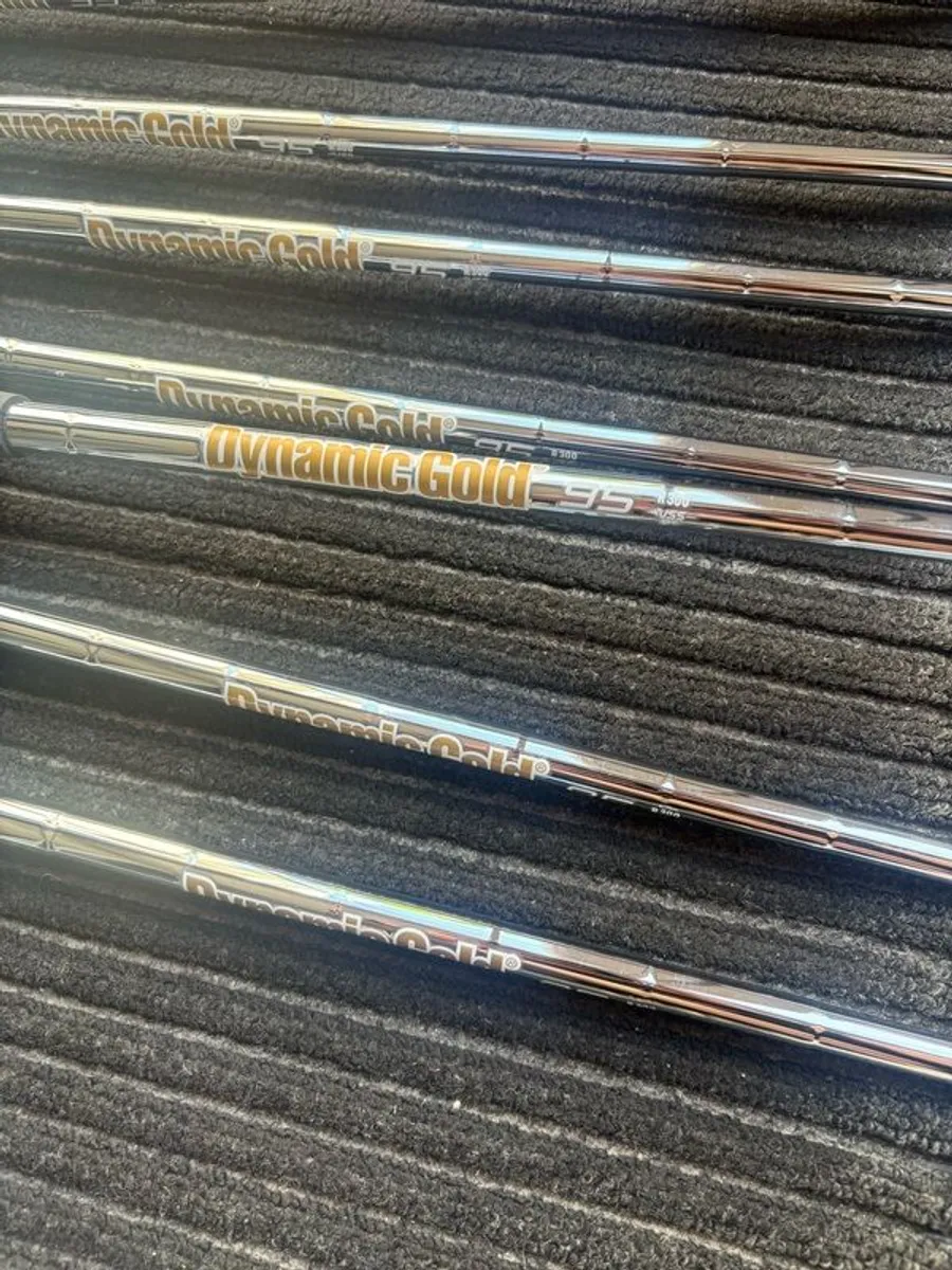 Golf clubs Taylormade Stealth Irons. 5-SW ( 7 clubs) - Image 4