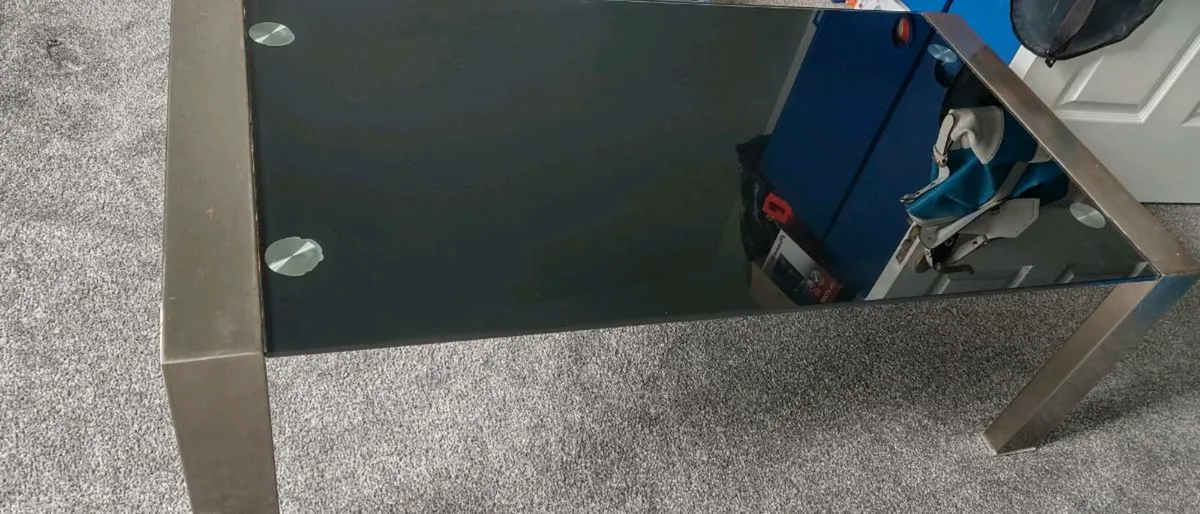 Black glass table - Image 4