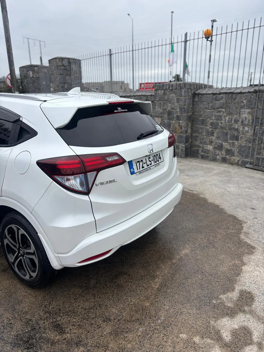Honda Vezel 2017 - Image 3