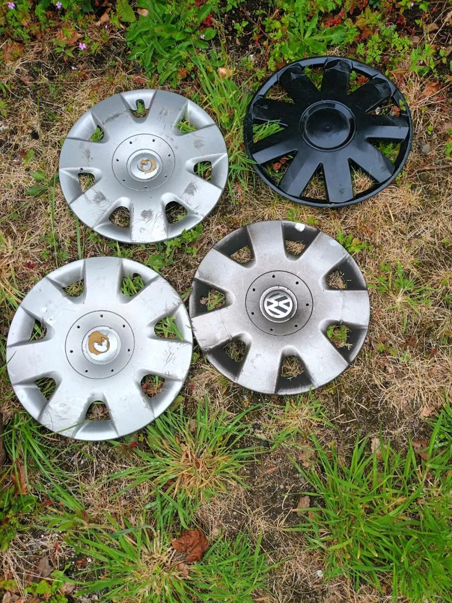 Volkswagen Hubcaps - Image 1