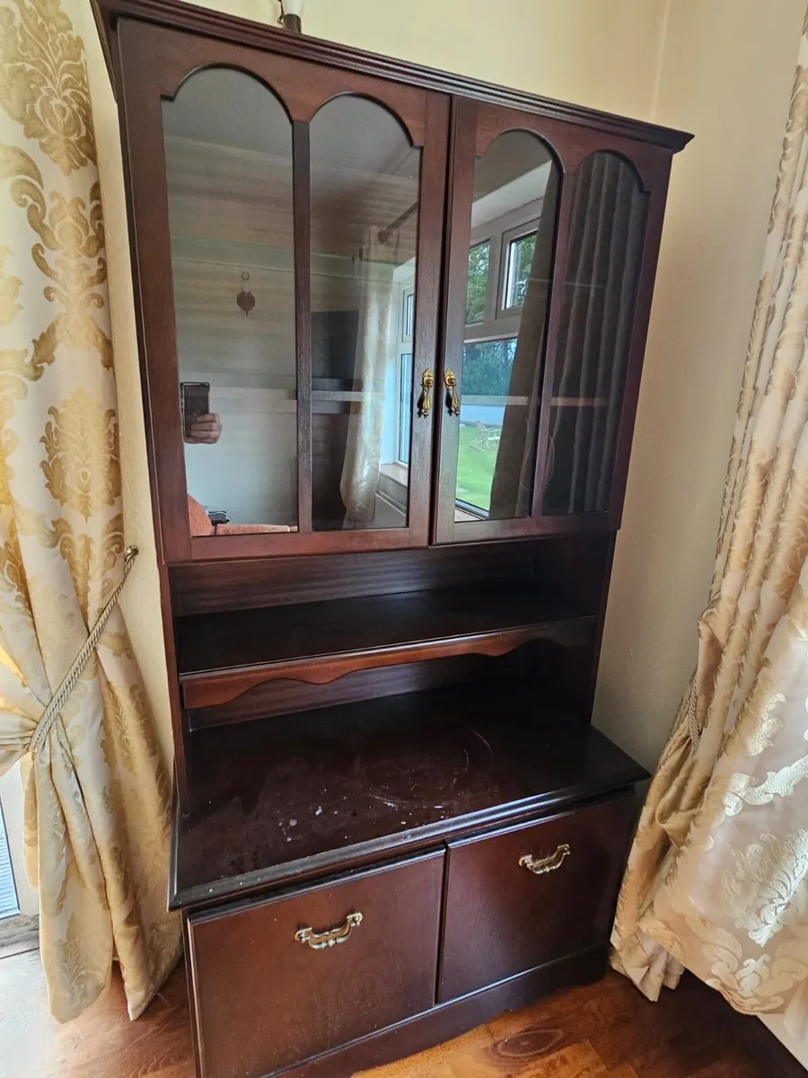 Living Room Unit - Image 1