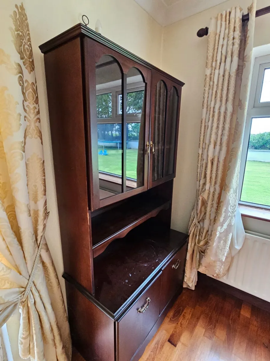 Living Room Unit - Image 2