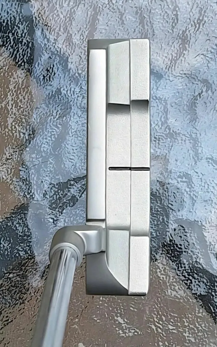 Cleveland Putter for sale - Image 2