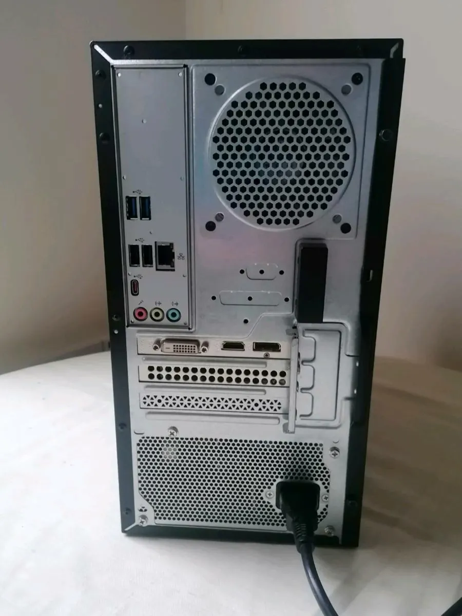 Acer Nitro 50 Gaming PC - Image 4