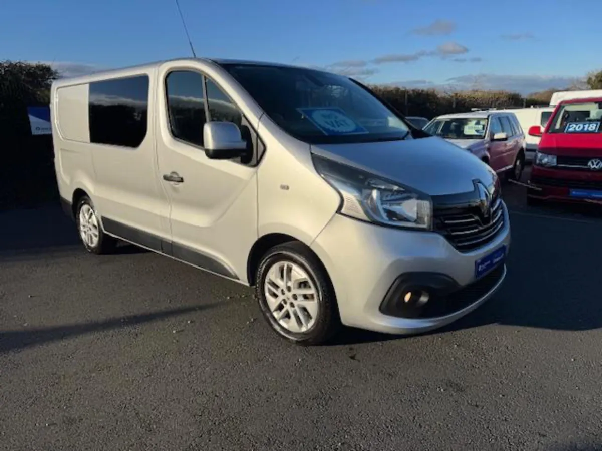Renault Trafic Sport Crew Cab - NO VAT - Image 1