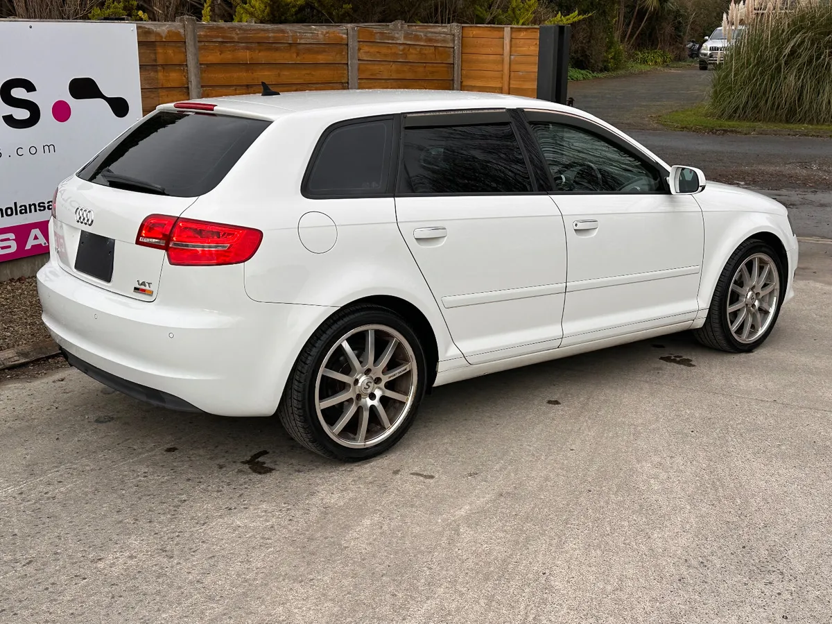 AUDI A3  SPORT AUTOMATIC - Image 4