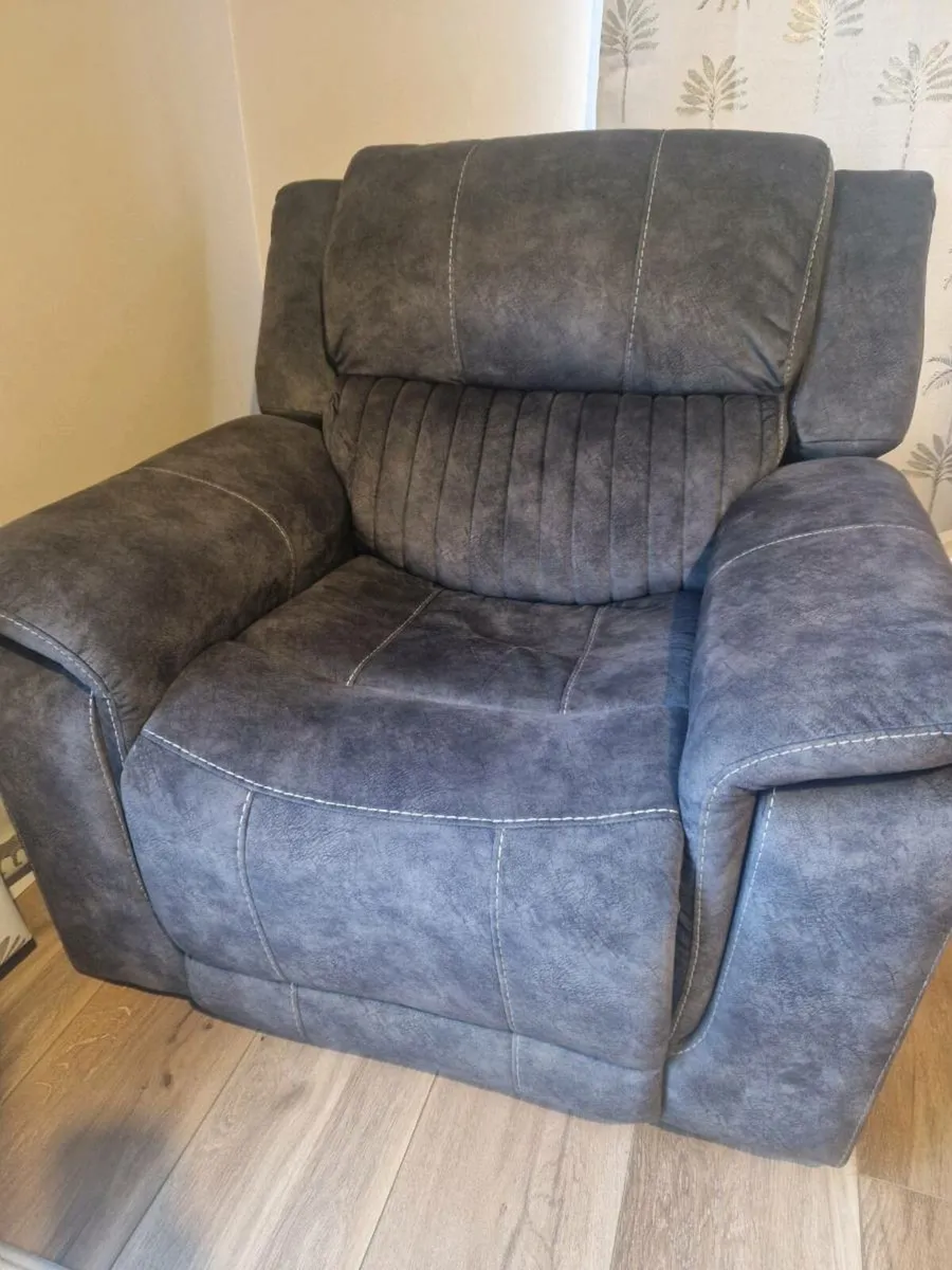 Reclining 3 seater sofa and armchair - Image 2