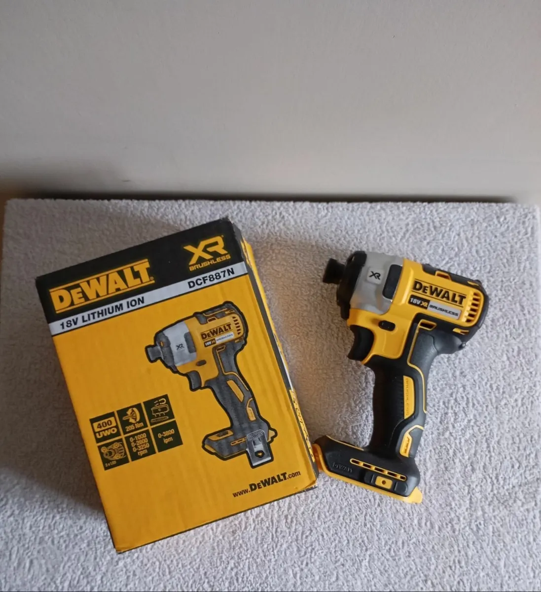DeWalt dcf887 Impact Driver