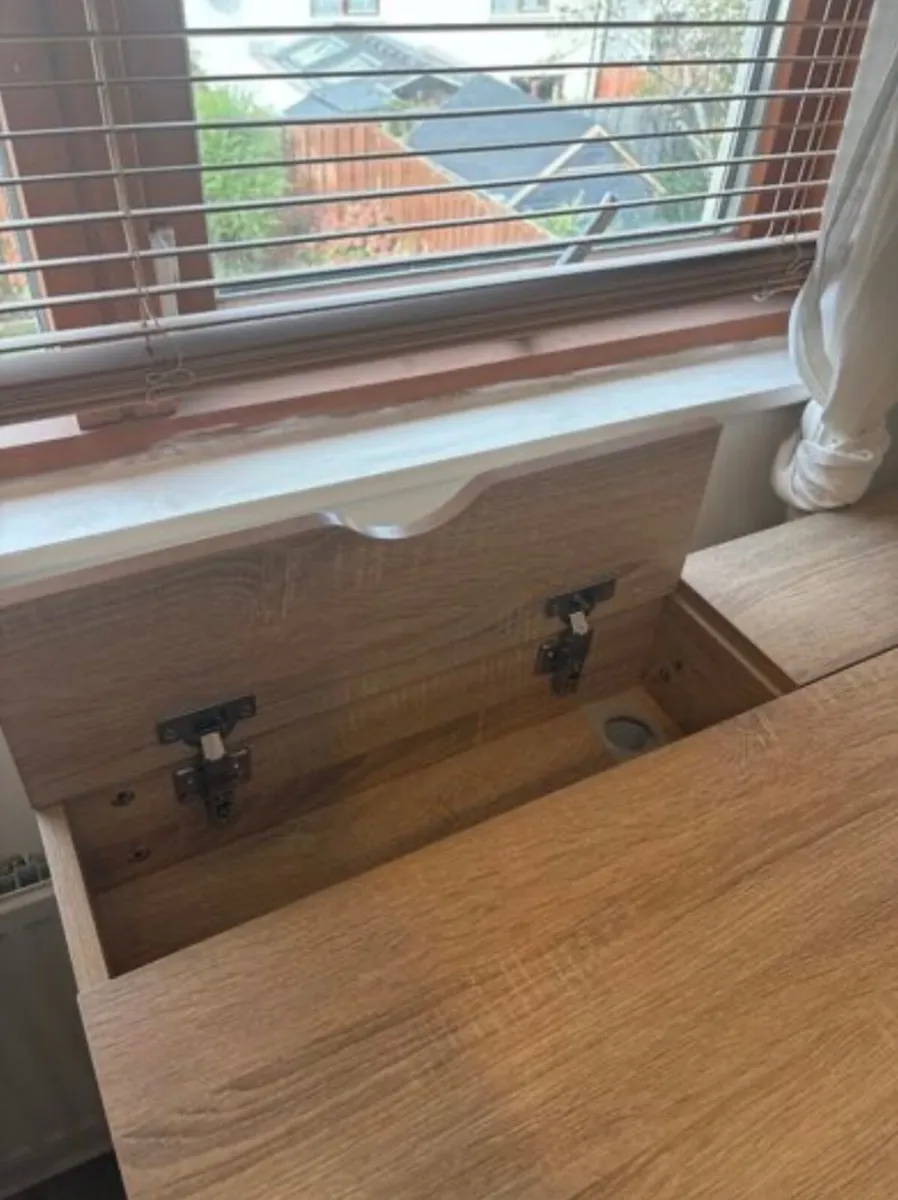 Office Desk - White and Oak - Image 3