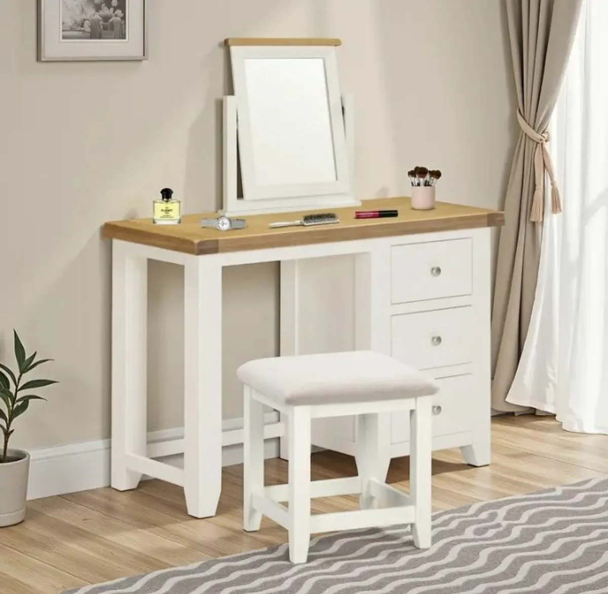Windsor 3 Drawer Dressing Table Set Ivory - Image 1