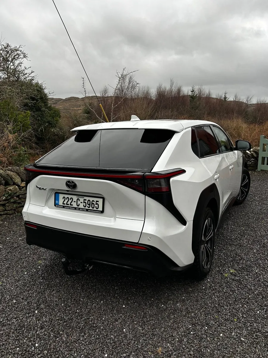 Toyota bZ4X late 2022 - Image 3