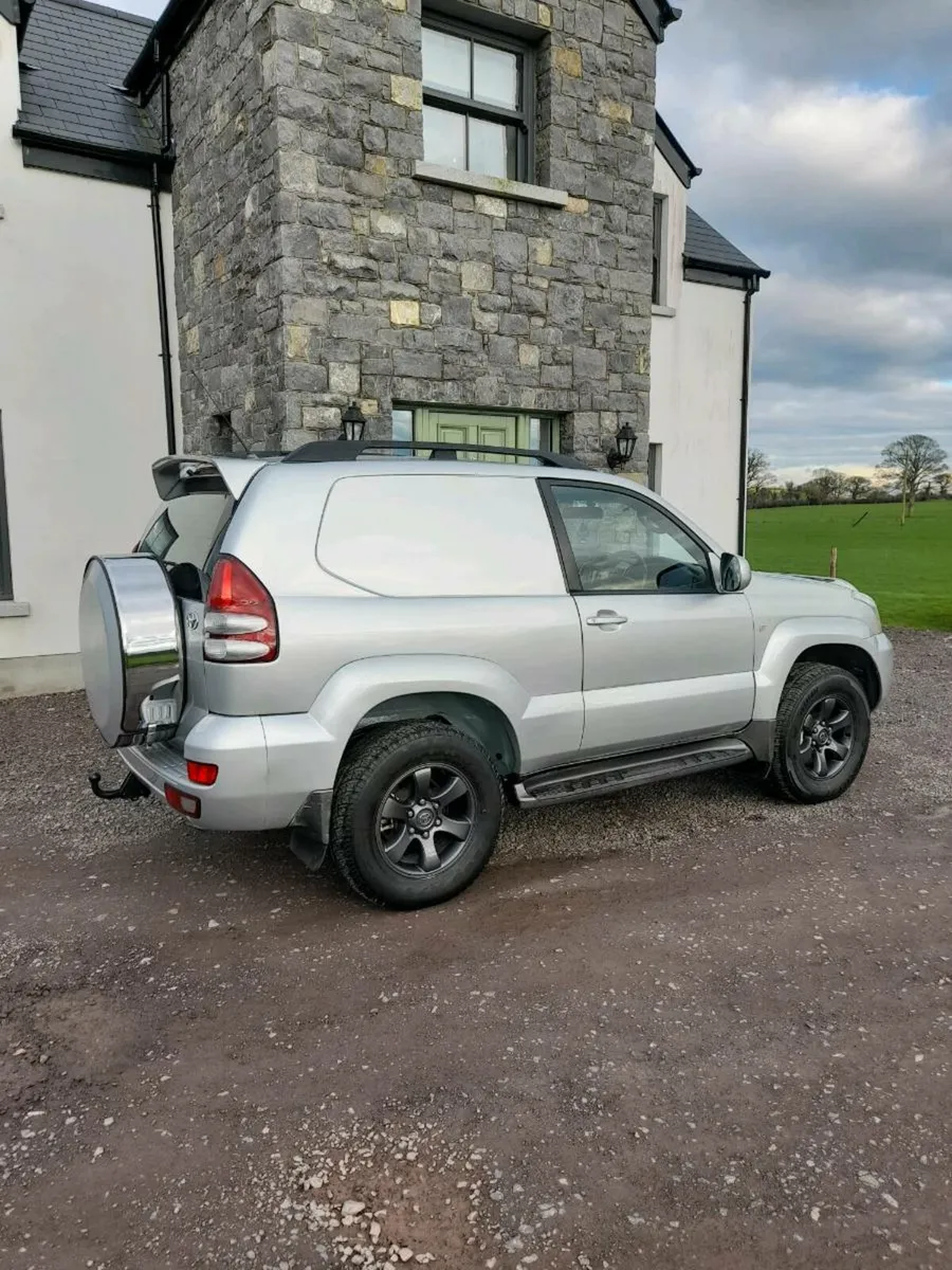 Toyota Landcruiser - Image 3