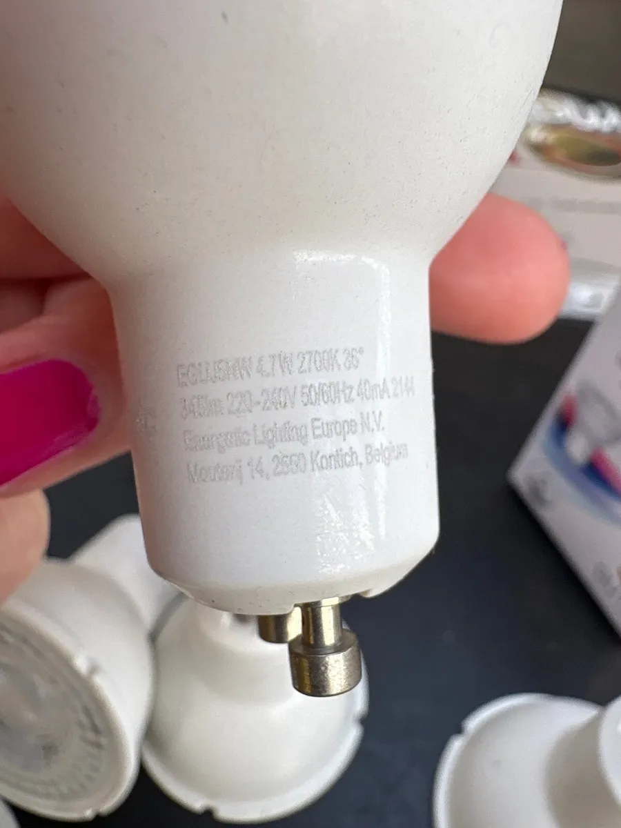 Free. 9 Dimmable 50W LED GU10 bulbs - Image 4
