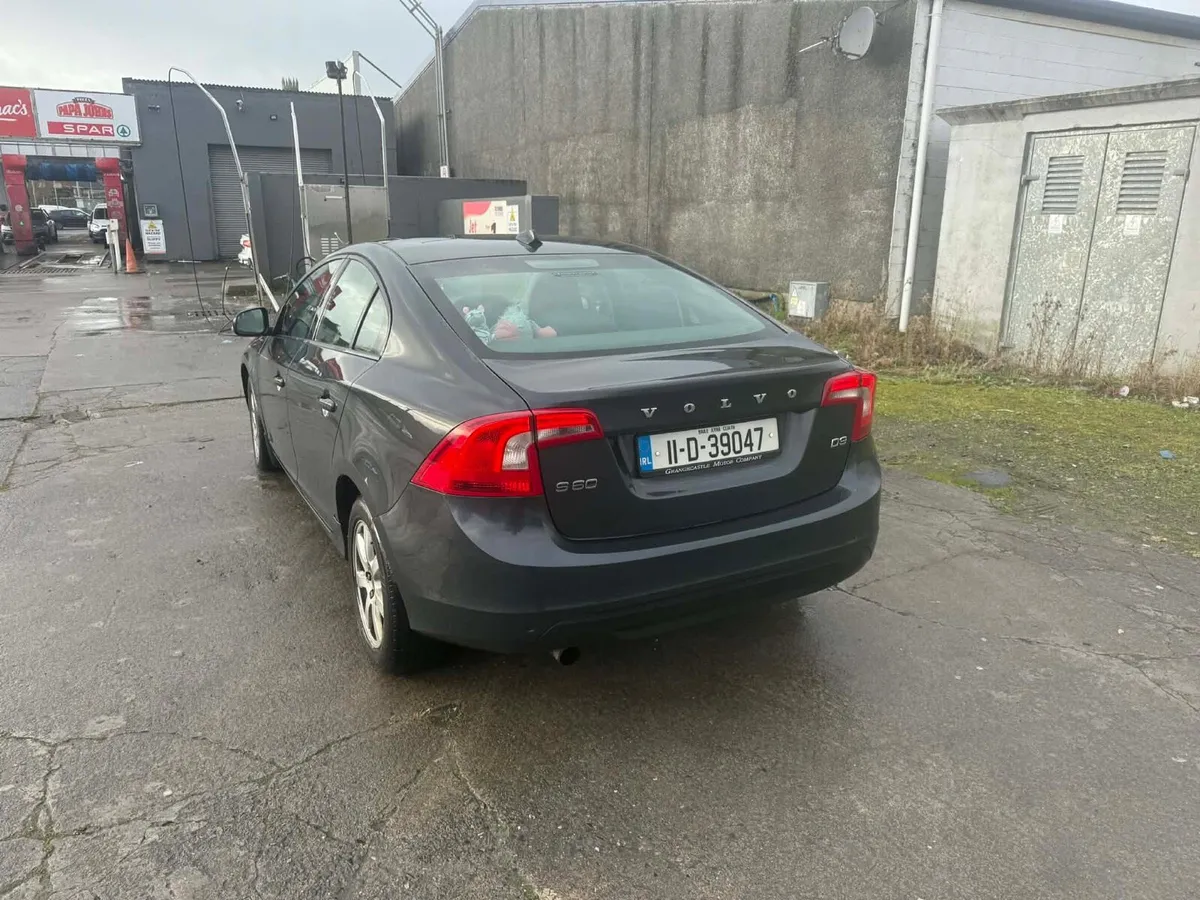 VOLVO S60 2.0 6 SPEED MANUAL 2011 - Image 2