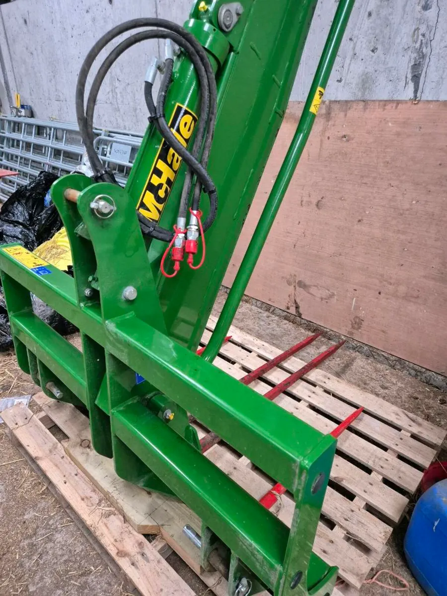 Bale Splitter - Image 1