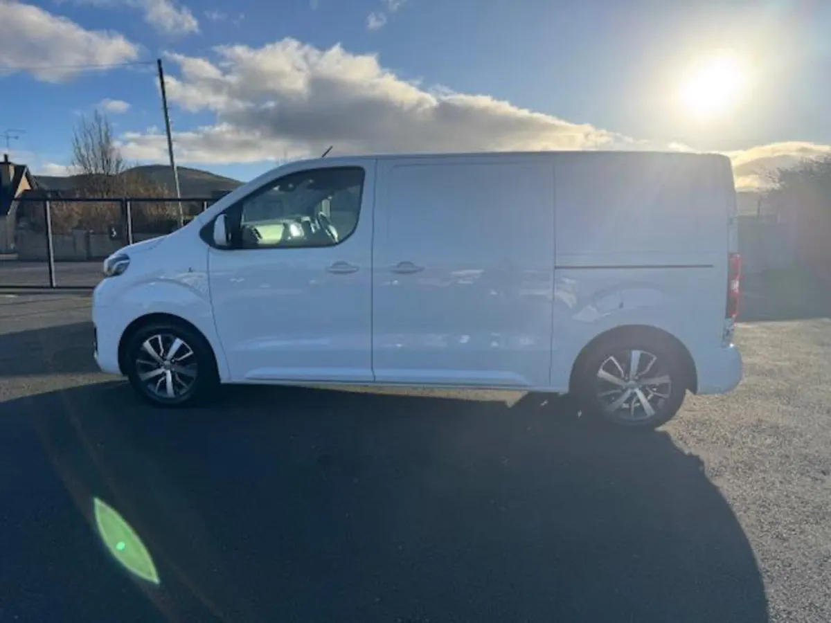 Toyota Proace Automatic -NO VAT - Image 4