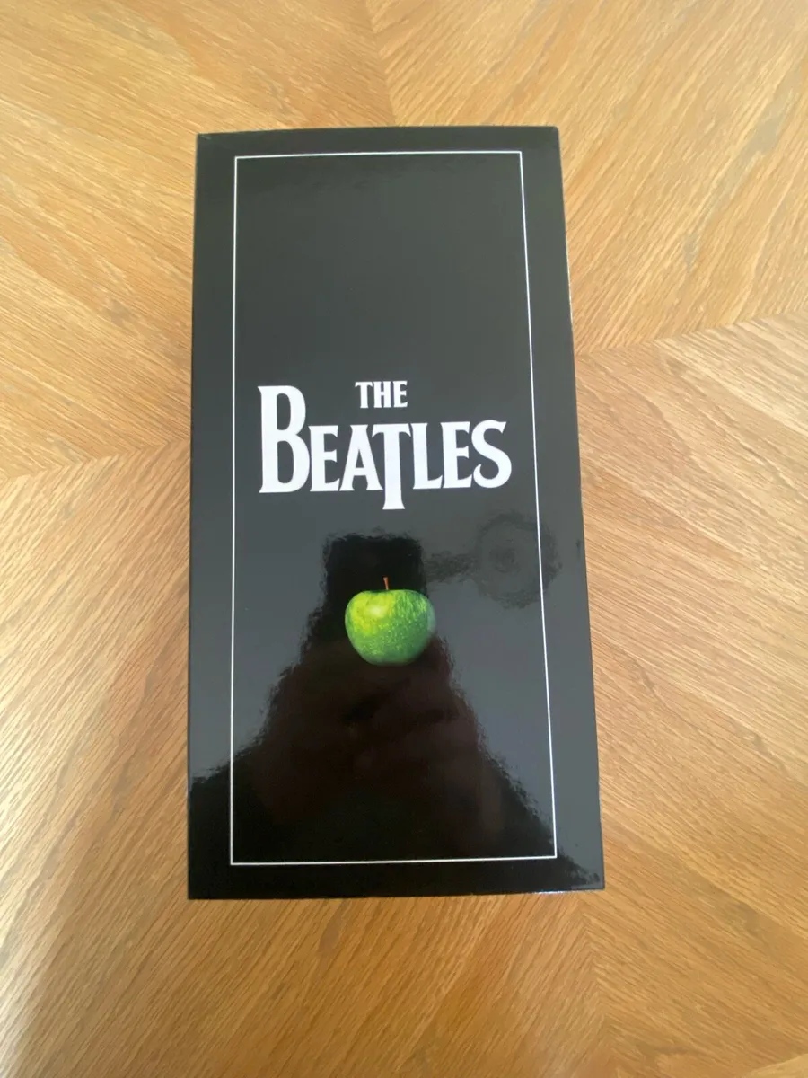 Beatles Black Box Set (16cd +DVD) - Image 1