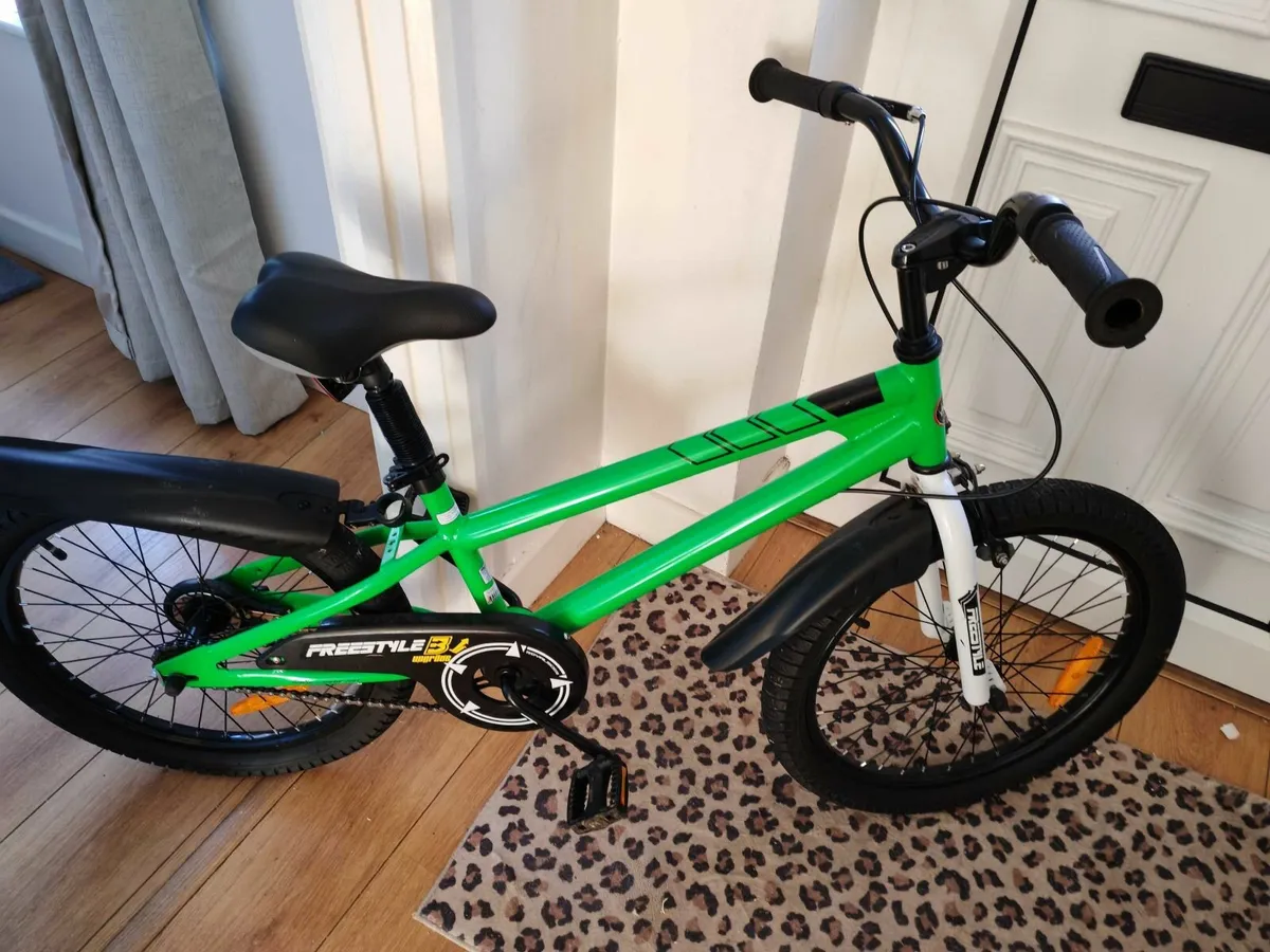 20 Inch Freestyle 3 Bike Green - Image 1