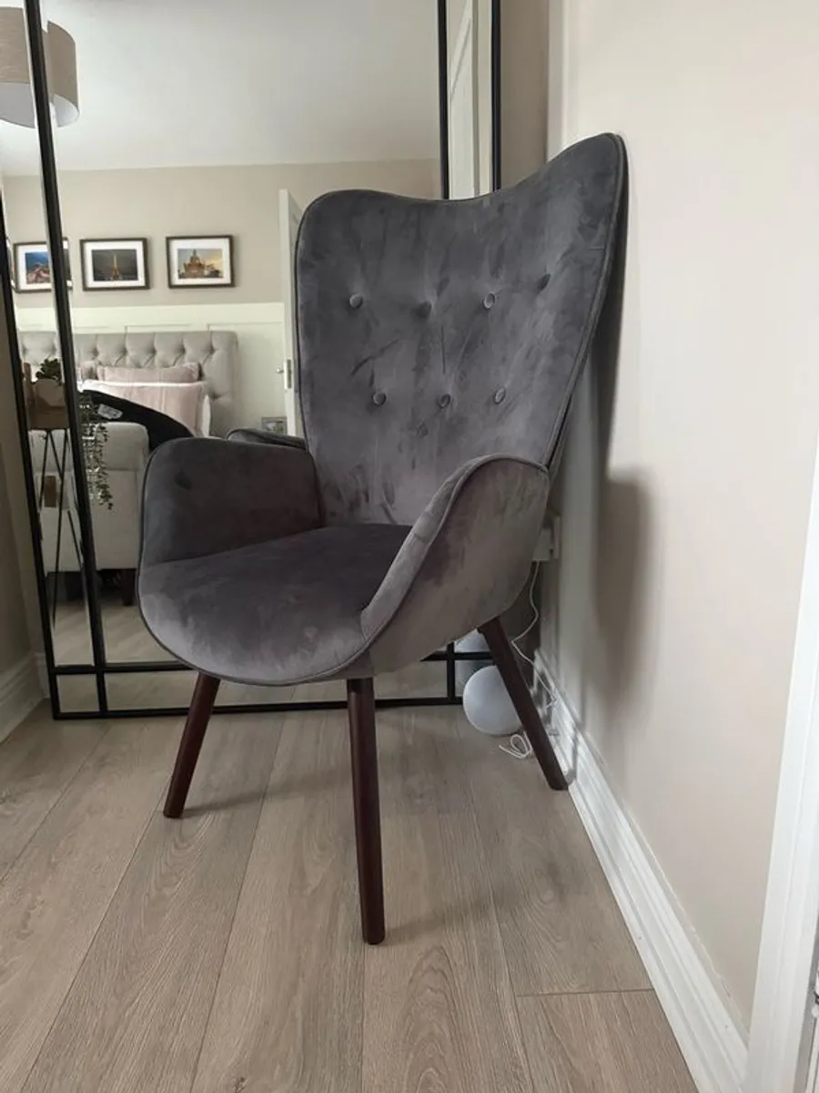 Velvet armchair - Image 2