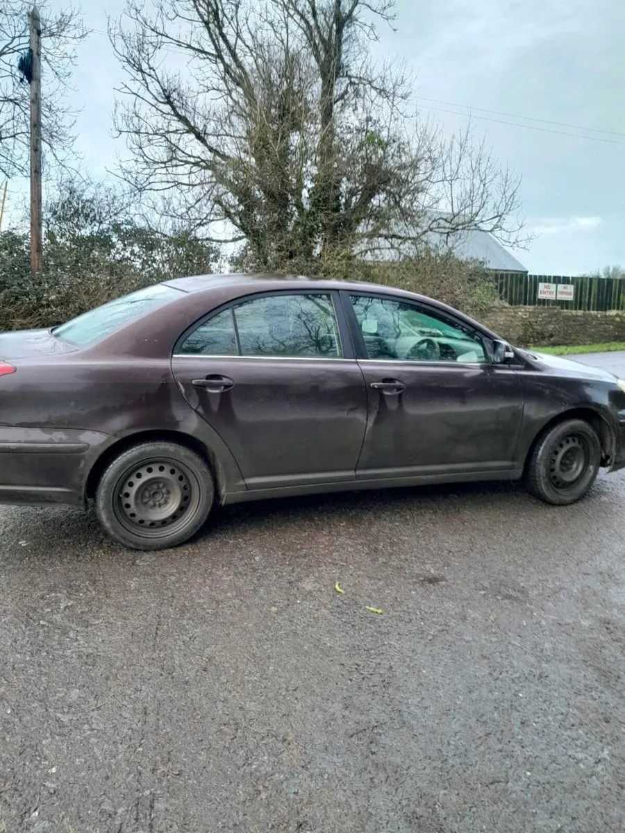 Toyota avensis - Image 4