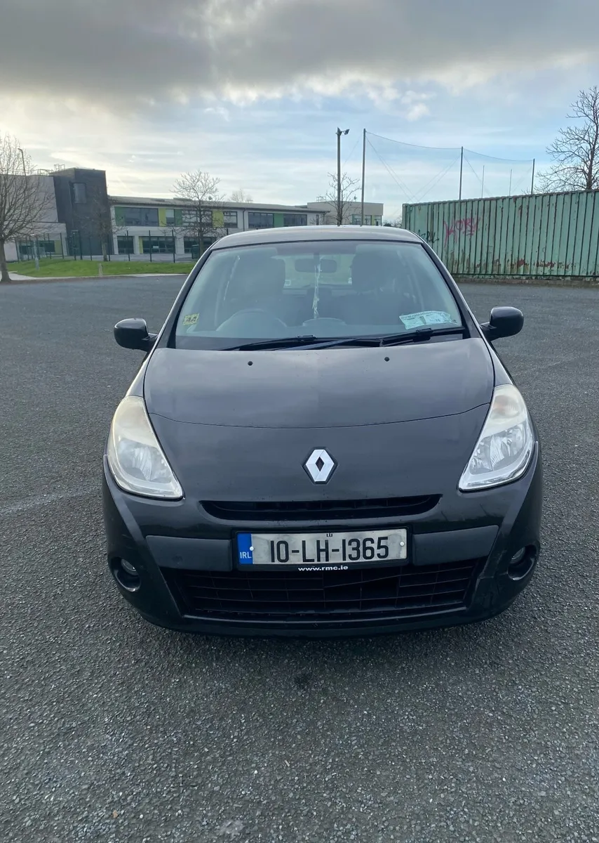Renault Clio 2010 - Image 2
