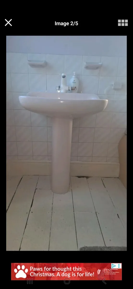 RETRO BATHROOM - Image 2