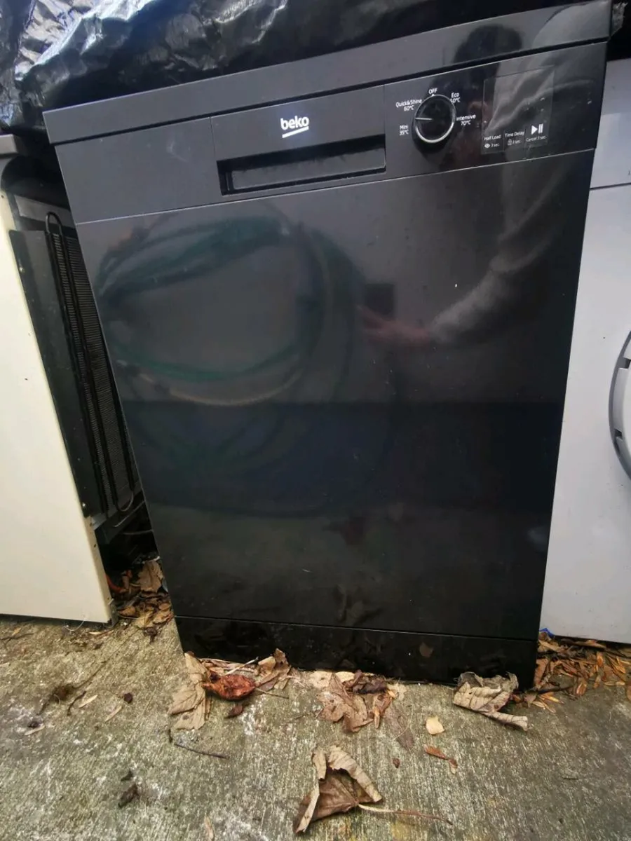 Dish washer - Image 1