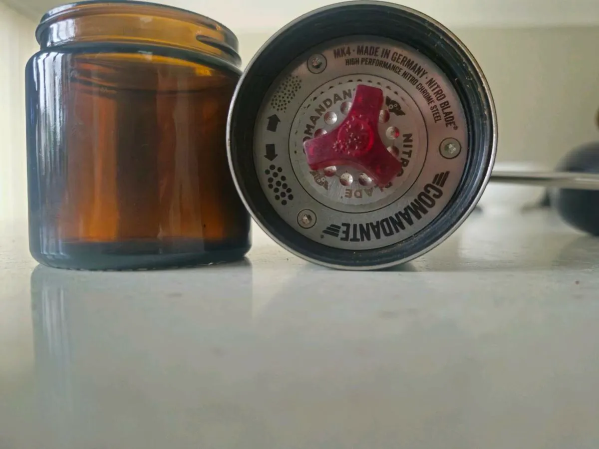 Comandante C40 Nitro Red Clix - Image 2