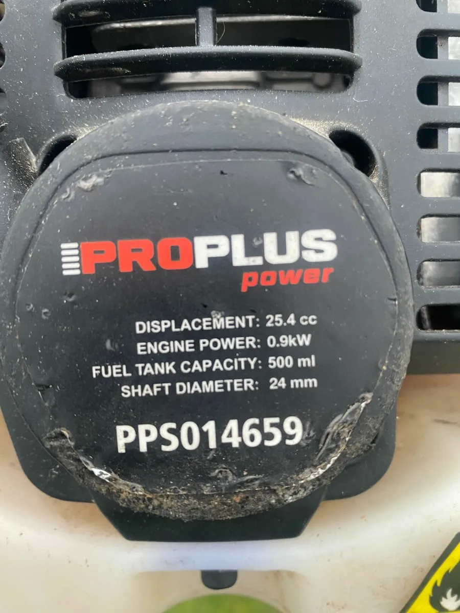 ProPlus Power petrol strimmer - Image 2