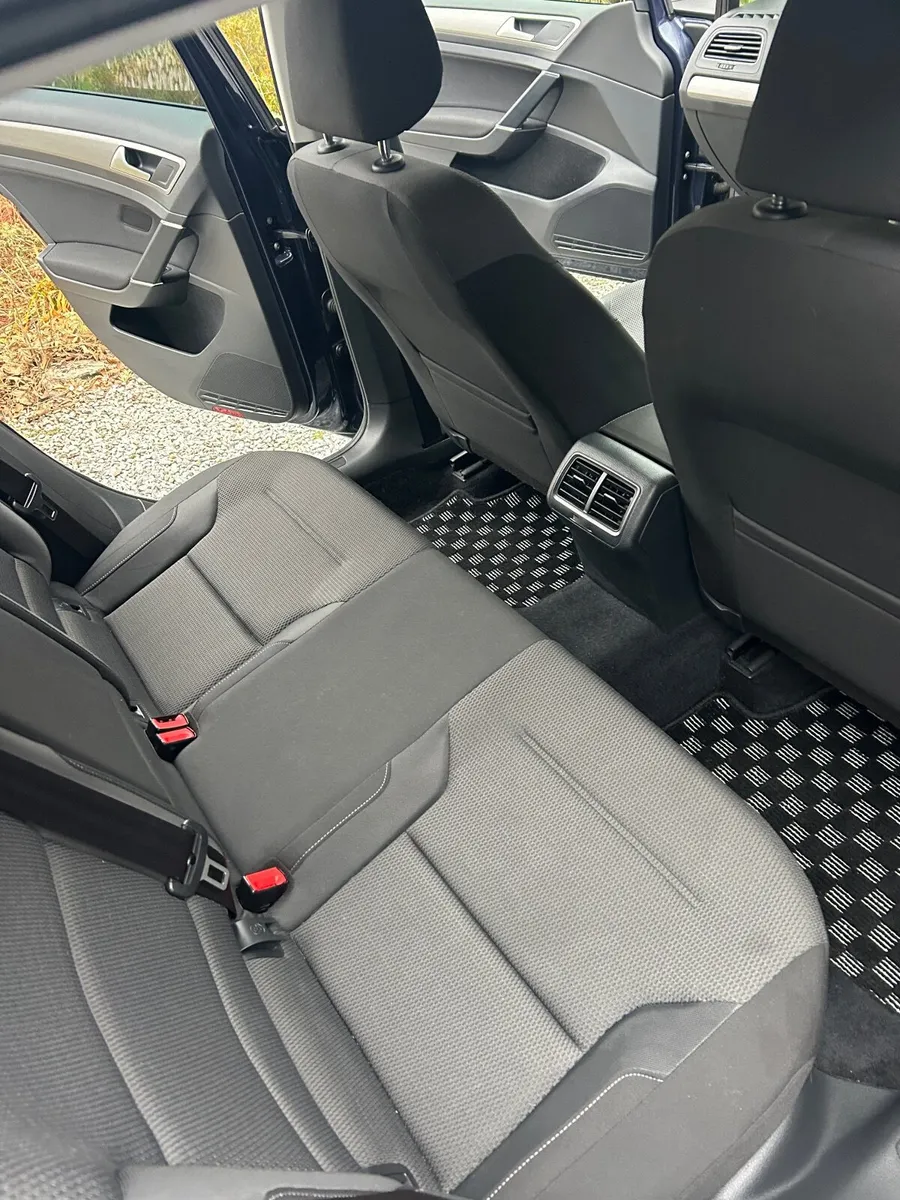 Volkswagen Golf 2015 - Image 2