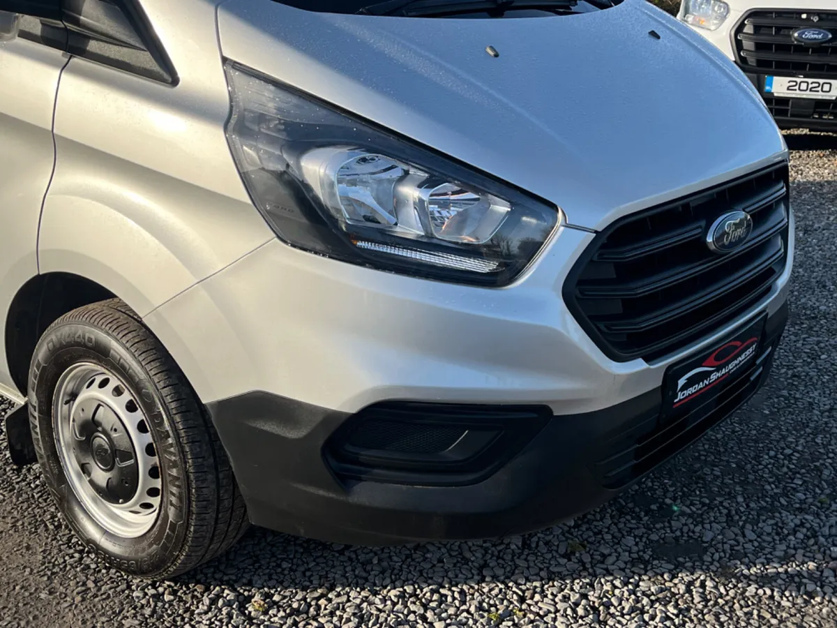 2019 FORD TRANSIT CUSTOM *LOW MILES* - Image 4