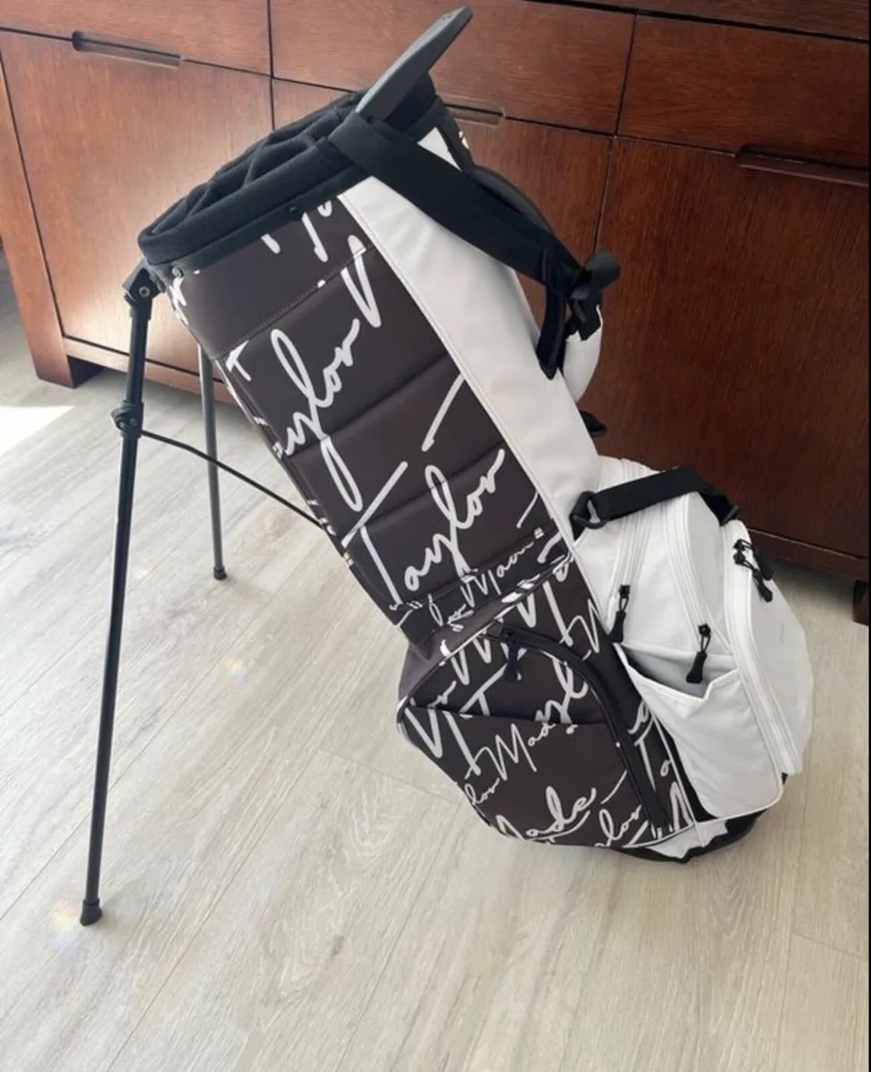 Taylormade Flextech golf stand bag - Image 2